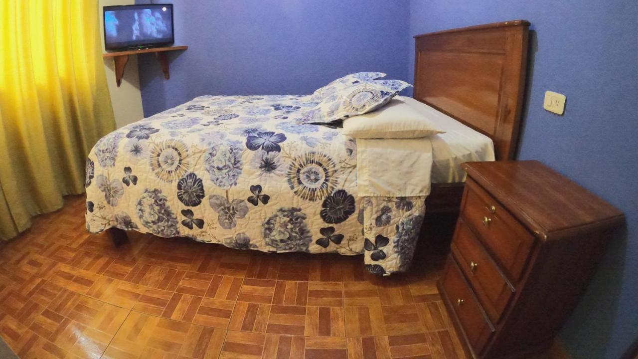 Hostal Casa Montoya Banos  Bagian luar foto