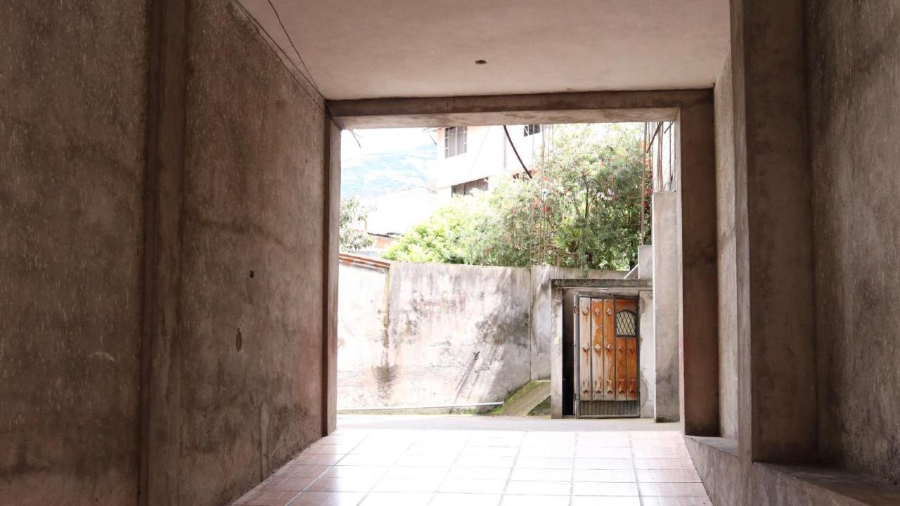 Hostal Casa Montoya Banos  Bagian luar foto